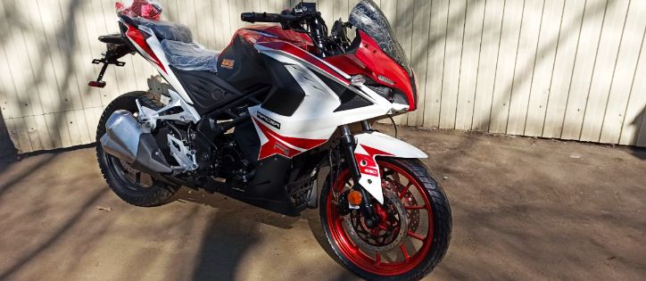 Обзор доступного спорт байка от Racer!