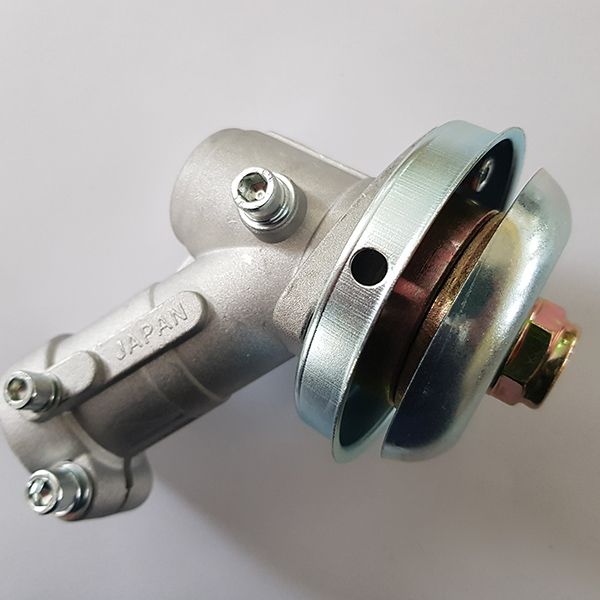 Редуктор для бензотриммера 26мм квадратный шлиц